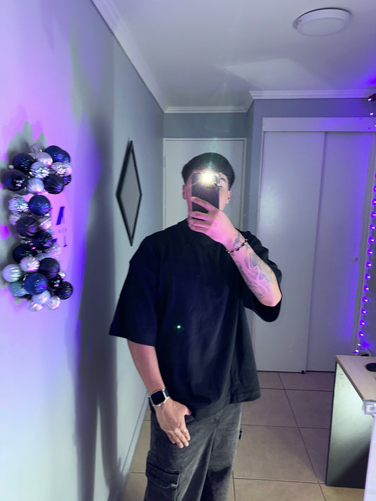 POLERA OVERSIZE PREMIUM – NEGRA 🖤